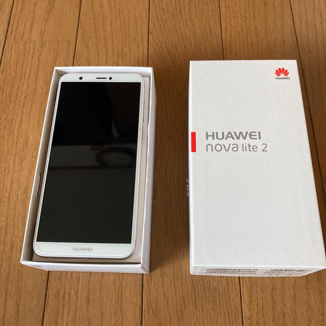 HUAWEI(ファーウェイ)の【しぃ様専用】HUAWEI  nova 2  32G  ゴールド スマホ/家電/カメラのスマートフォン/携帯電話(スマートフォン本体)の商品写真