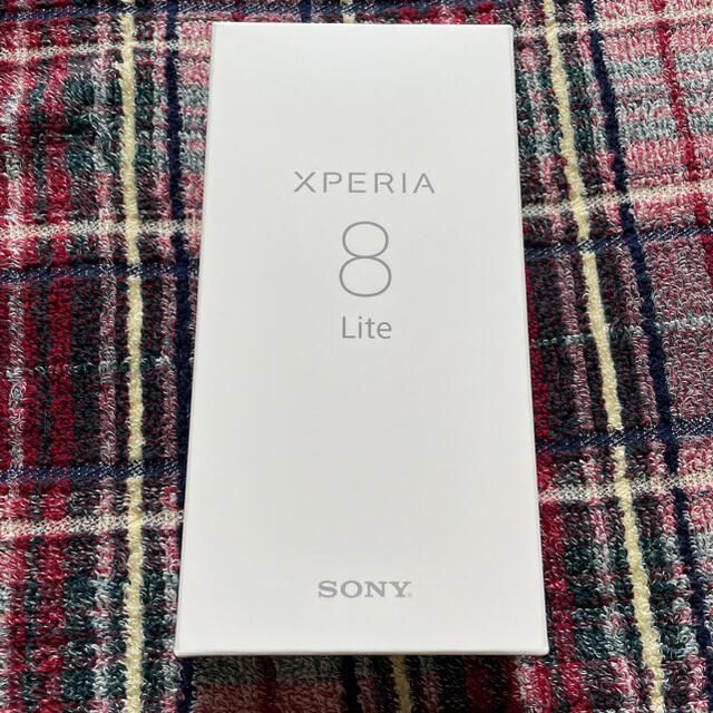 XPERIA 8 lite スマホ　SIMフリー