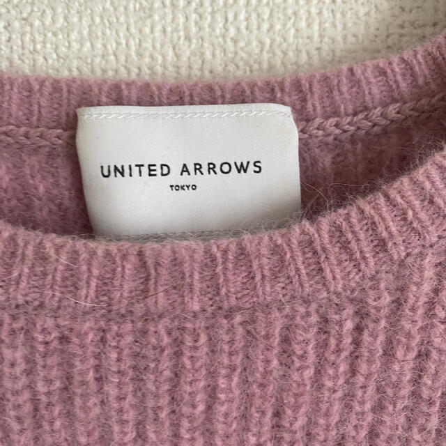 UNITED ARROWS(ユナイテッドアローズ)のUNITED ARROWS ピンク　ニット　クルーネックニット レディースのトップス(ニット/セーター)の商品写真