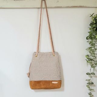 ミナペルホネン(mina perhonen)のsold ミナペルホネン ハンドメイド タンバリン ベージュ ショルダーバッグ (ショルダーバッグ)