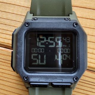 ニクソン(NIXON)のニクソン　レグルス　グリーン(腕時計(デジタル))