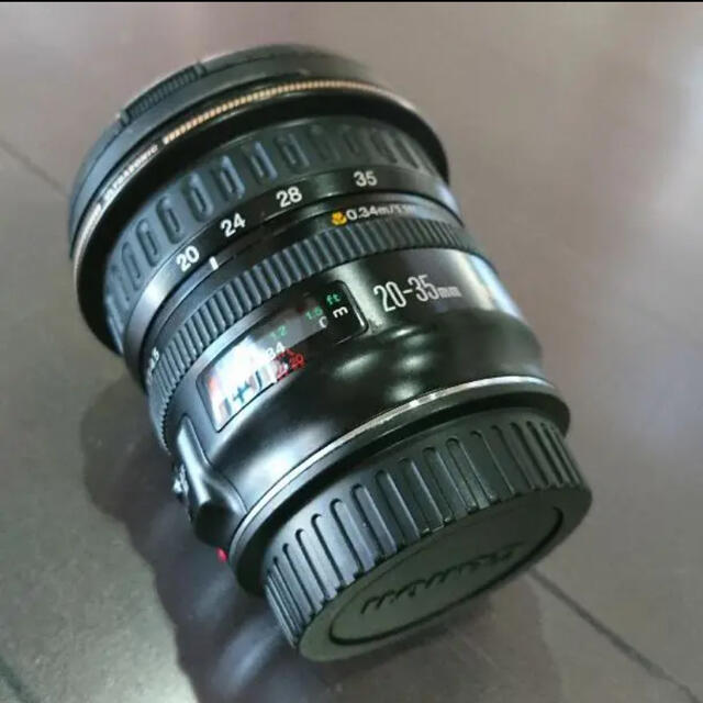 Canon(キヤノン)の格安広角　EF20-35mm F3.5-4.5 USM  スマホ/家電/カメラのカメラ(レンズ(ズーム))の商品写真