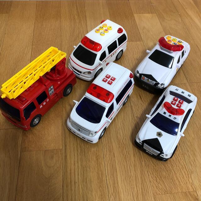 トイザらス(トイザラス)の緊急車両セット キッズ/ベビー/マタニティのおもちゃ(電車のおもちゃ/車)の商品写真