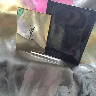 イヴサンローランボーテ(Yves Saint Laurent Beaute)の未使用！イヴサンローラン ミラー&ケース(その他)