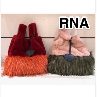 アールエヌエー(RNA)のRNA ファーバッグ(トートバッグ)