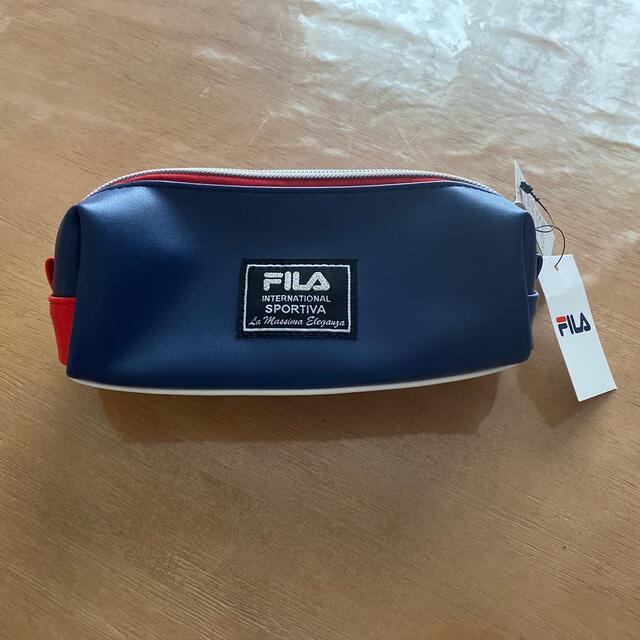 FILA(フィラ)のフィラ　　ペンケース　　新品未使用品 インテリア/住まい/日用品の文房具(ペンケース/筆箱)の商品写真