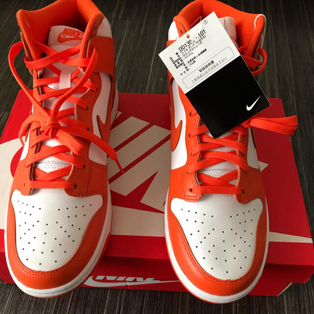 NIKE(ナイキ)のNIKE DUNK HIGH ORANGE BLAZE 28cm メンズの靴/シューズ(スニーカー)の商品写真