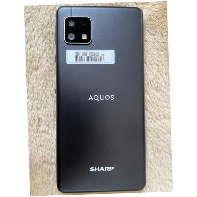 AQUOS sense4 lite