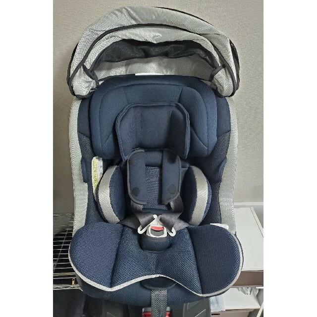 アップリカ クルリラ ISOFIX チャイルドシート 回転式 ネイビー