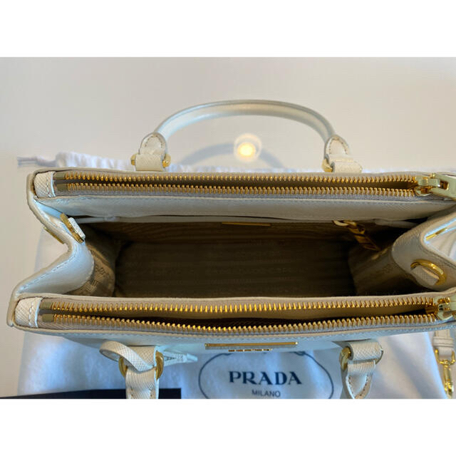 プラダPRADA ガレリア サフィアーノミニバッグ ホワイト