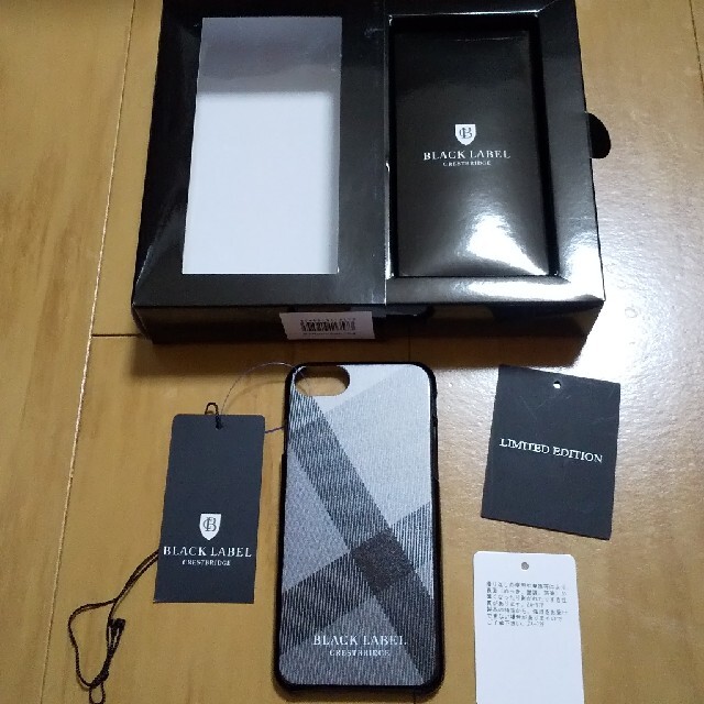 新品 BLACK LABELスマホケース