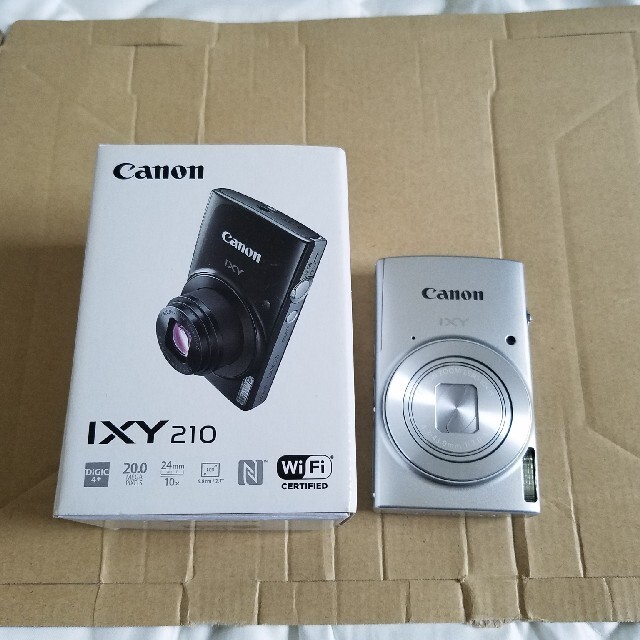 Canon(キヤノン)のCanon　ixy210 シルバー　 スマホ/家電/カメラのカメラ(コンパクトデジタルカメラ)の商品写真