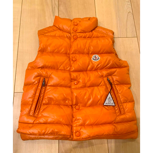 MONCLER(モンクレール)のダウンベスト 3～5歳 MONCLER キッズ/ベビー/マタニティのキッズ服男の子用(90cm~)(ジャケット/上着)の商品写真