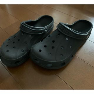 クロックス(crocs)の美品　クロックス　ブラック　27cm位　送料無料(サンダル)