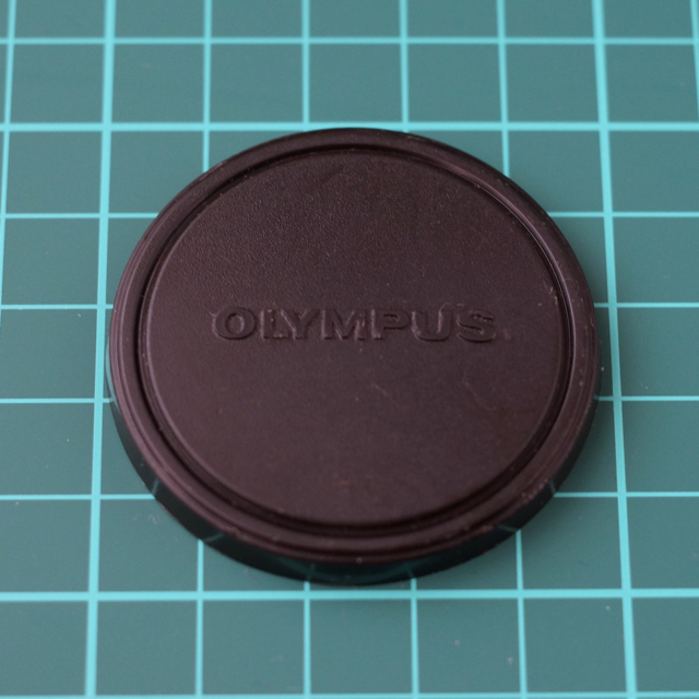 OLYMPUS(オリンパス)のOLYMPUS オリンパス 内径45.5mm カブセ式 レンズキャップ スマホ/家電/カメラのカメラ(レンズ(単焦点))の商品写真