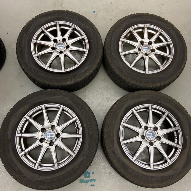 日産エルグランドスタッドレスタイヤ215/65R16ダンロップCBA-E51