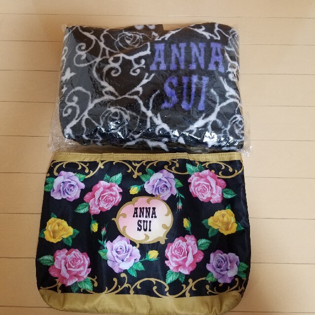 ANNA SUI(アナスイ)のアナスイ　膝掛け　ハーフケット？ インテリア/住まい/日用品の寝具(毛布)の商品写真