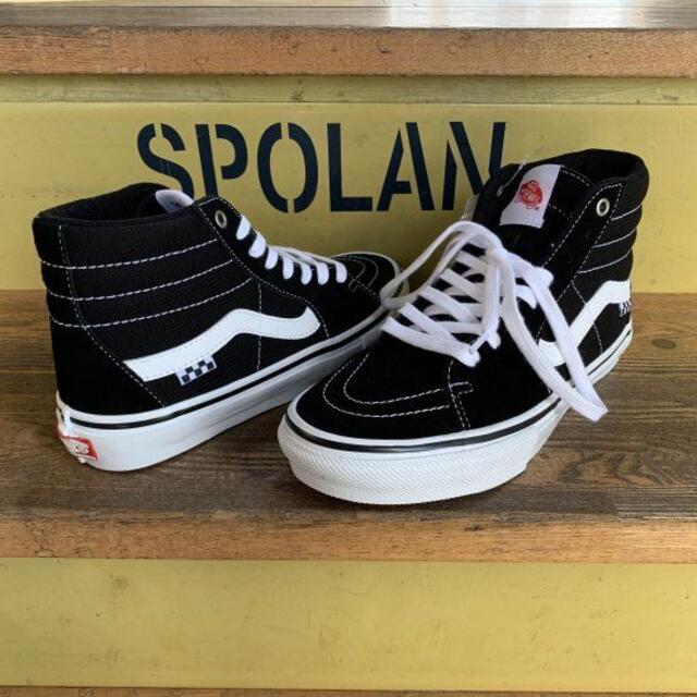 VANS(ヴァンズ)のVANS バンズ スケシュー【SKATE SK8-HI】黒/白 26.5cm スポーツ/アウトドアのスポーツ/アウトドア その他(スケートボード)の商品写真