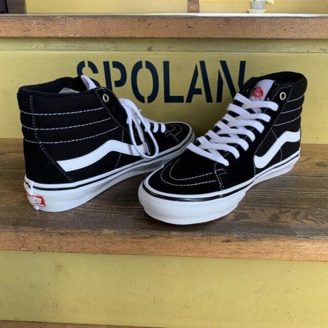 VANS(ヴァンズ)のVANS バンズ スケシュー【SKATE SK8-HI】黒/白 26.5cm スポーツ/アウトドアのスポーツ/アウトドア その他(スケートボード)の商品写真