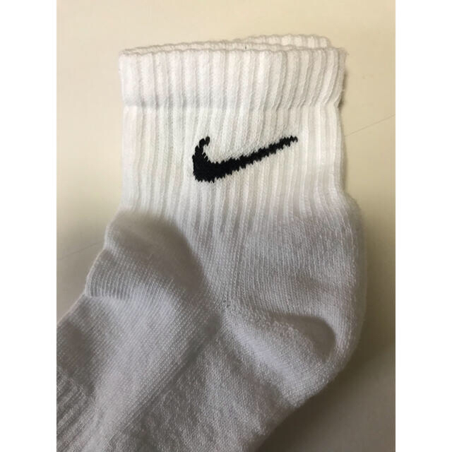 NIKE(ナイキ)の3足セット ナイキ 白ソックス 25〜27 クルー3 メンズのレッグウェア(ソックス)の商品写真