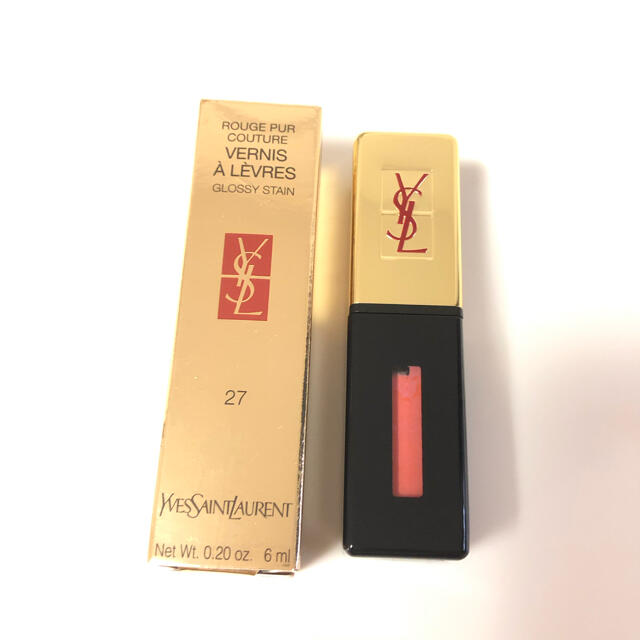 Yves Saint Laurent Beaute(イヴサンローランボーテ)の大特価！YSL イヴ・サンローラン ルージュピュールクチュールヴェルニ　27 コスメ/美容のベースメイク/化粧品(口紅)の商品写真