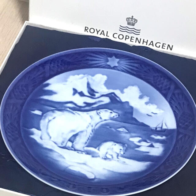 ROYAL COPENHAGEN(ロイヤルコペンハーゲン)の2010 ロイヤルコペンハーゲンイヤープレート エンタメ/ホビーの美術品/アンティーク(陶芸)の商品写真