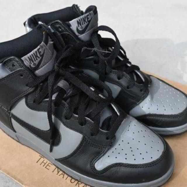 NIKE(ナイキ)のNIKE DUNK HIGH LE　スニーカー　箱付き メンズの靴/シューズ(スニーカー)の商品写真