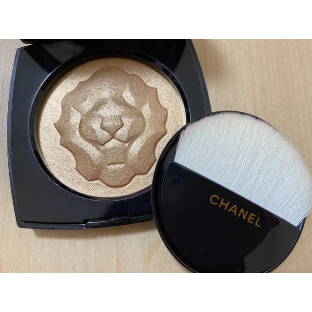 CHANEL(シャネル)のCHANEL ハイライト コスメ/美容のベースメイク/化粧品(フェイスパウダー)の商品写真