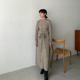 ステュディオス(STUDIOUS)の CLANE WAIST RIBBON PYTHON ONE PIECE(ロングワンピース/マキシワンピース)