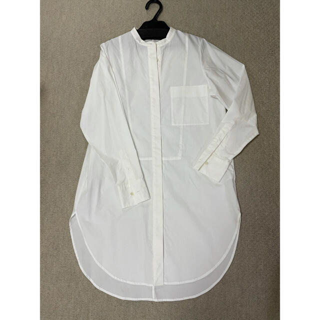 Plage(プラージュ)の小林文さん着用　白ロングシャツ レディースのトップス(シャツ/ブラウス(長袖/七分))の商品写真