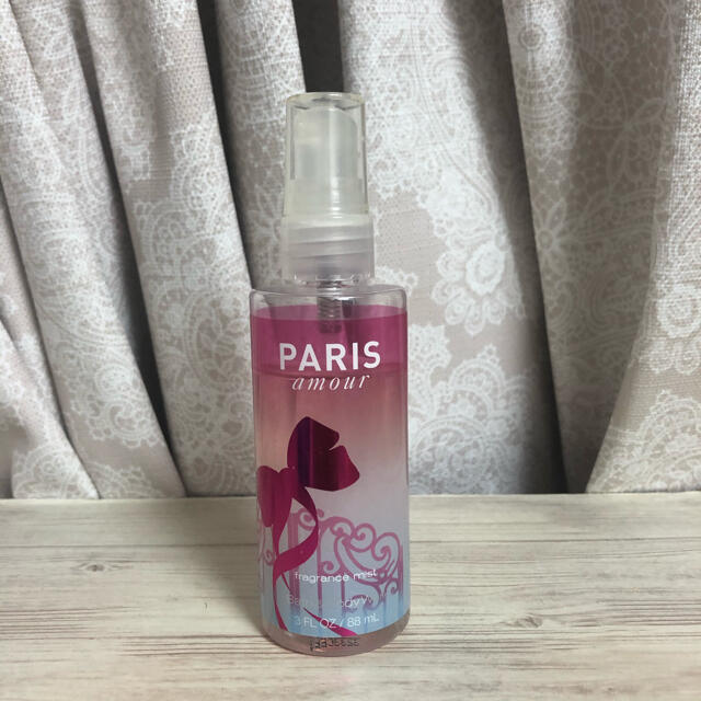 Bath & Body Works(バスアンドボディーワークス)のPARIS amour フレグランスミスト Bath & Body Works  コスメ/美容の香水(香水(女性用))の商品写真