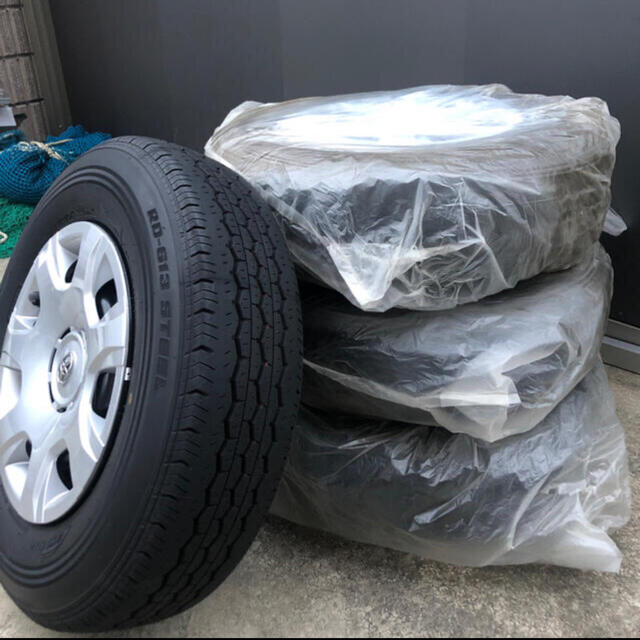 タイヤ・ホイールセット ハイエース 新車外し ブリヂストン 195/80/R15