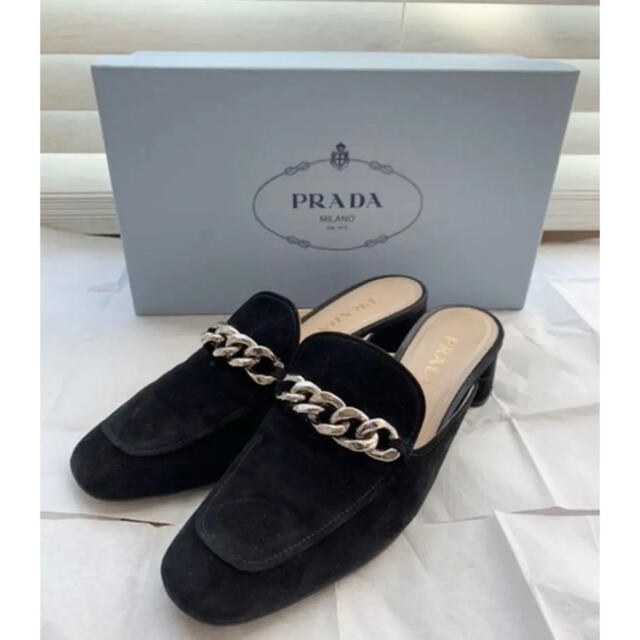 PRADA(プラダ)の【美品】PRADA  パンプス　ブラック×シルバー　スウェード　36.5 レディースの靴/シューズ(ハイヒール/パンプス)の商品写真