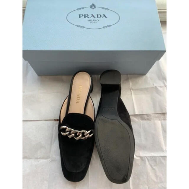 PRADA(プラダ)の【美品】PRADA  パンプス　ブラック×シルバー　スウェード　36.5 レディースの靴/シューズ(ハイヒール/パンプス)の商品写真