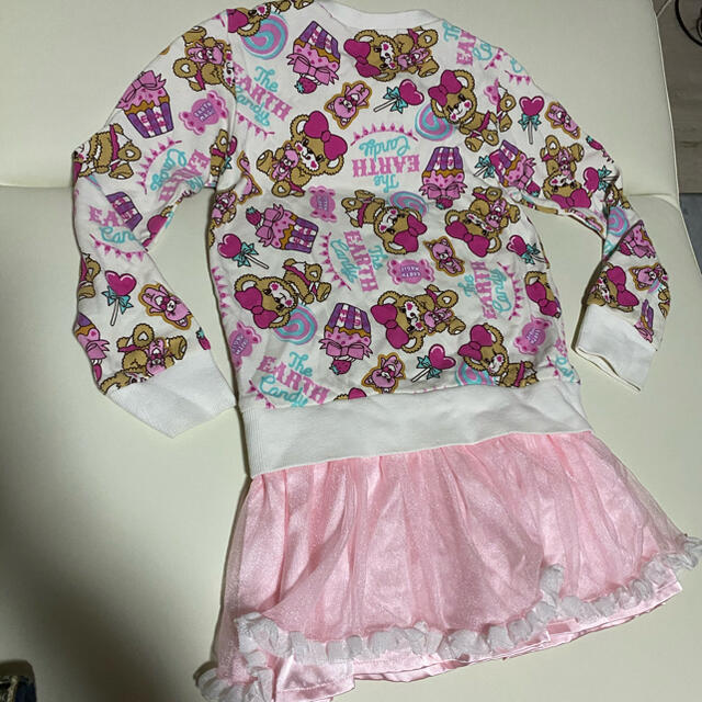 EARTHMAGIC(アースマジック)のアースマジック　ワンピース　130 キッズ/ベビー/マタニティのキッズ服女の子用(90cm~)(ワンピース)の商品写真