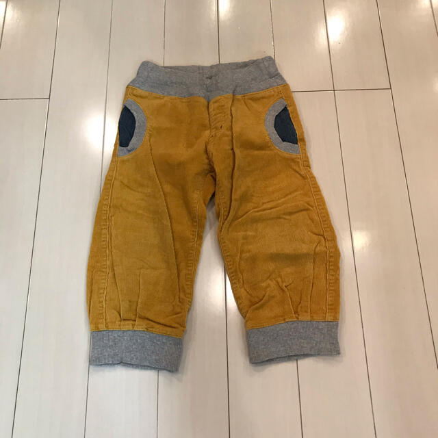 JUNK STORE(ジャンクストアー)のジャンクストア　コーデュロイパンツ　イエロー　110 キッズ/ベビー/マタニティのキッズ服男の子用(90cm~)(パンツ/スパッツ)の商品写真