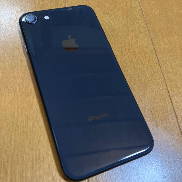 iPhone8 64GB black 本体