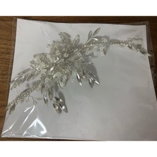 結婚式　ヘッドアクセサリー　ビジュー(ヘッドドレス/ドレス)