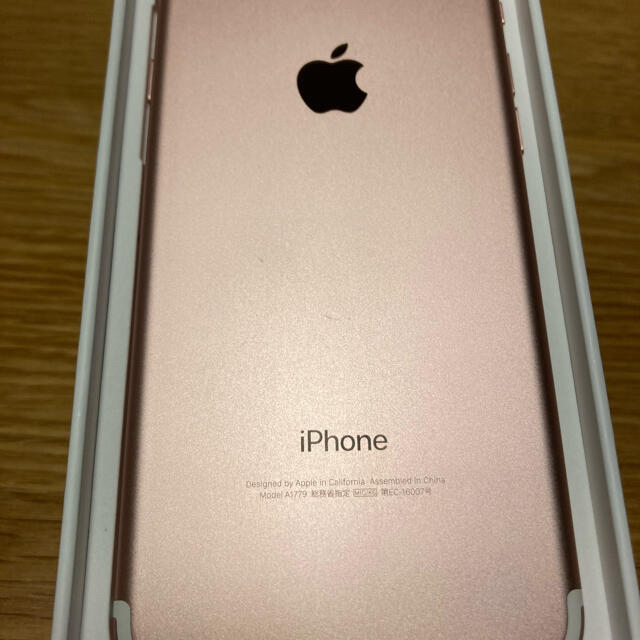 iPhone 7 Rose Gold 32 GB SIMフリー 1