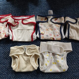 ニシキベビー(Nishiki Baby)の布おむつカバー 60サイズ ニシキ2点、その他4点のセット(ベビーおむつカバー)