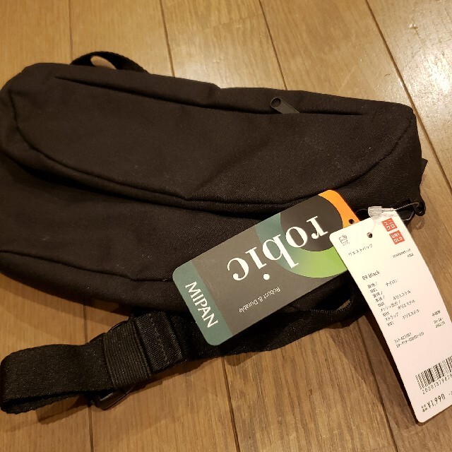 UNIQLO(ユニクロ)のユニクロ　ウエストバッグ　ブラック　robic メンズのバッグ(ボディーバッグ)の商品写真