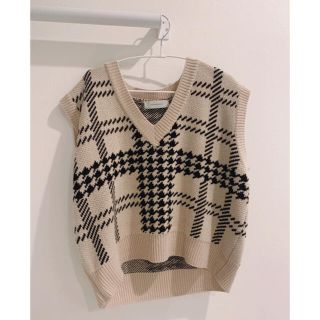 ザラ(ZARA)の千鳥チェックオーバーニットベスト(ニット/セーター)