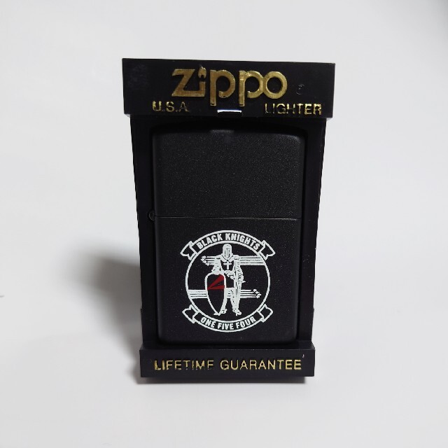 ZIPPO(ジッポー)のZIPPO Black Knights メンズのファッション小物(タバコグッズ)の商品写真