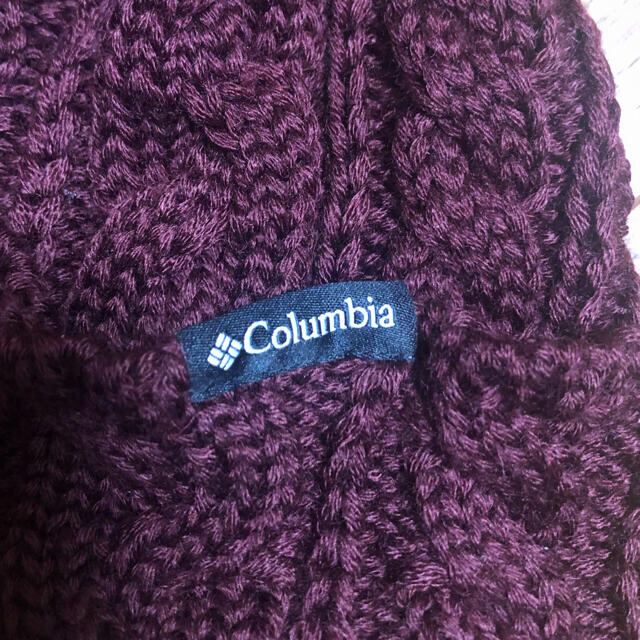 Columbia(コロンビア)のセネカアイルニットキャップ　コロンビア  Columbia  ワイン　赤　 レディースの帽子(ニット帽/ビーニー)の商品写真