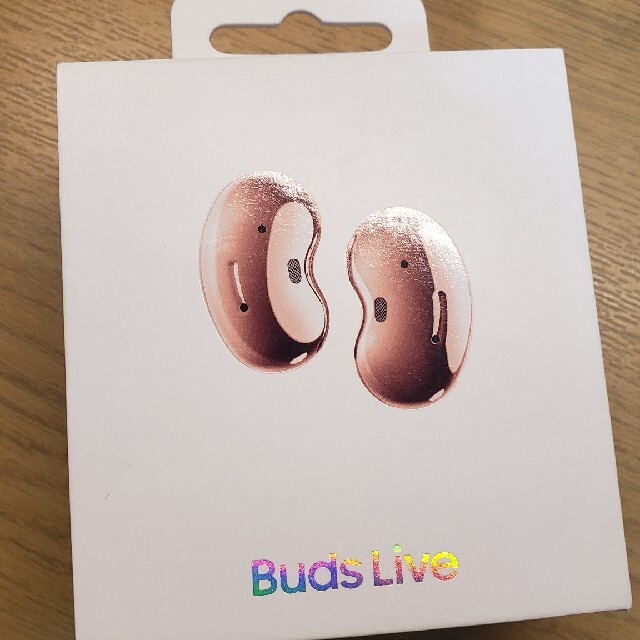 オーディオ機器Galaxy Buds Live 新品に近い。