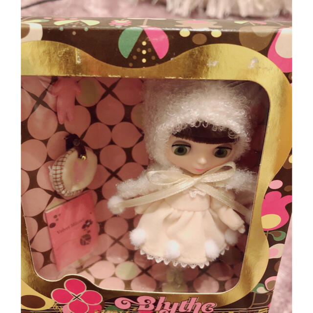 Takara Tomy(タカラトミー)のブライス人形　ベルベットメヌエット ハンドメイドのぬいぐるみ/人形(人形)の商品写真
