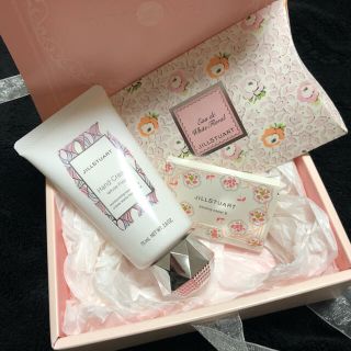 ジルスチュアート(JILLSTUART)のJILLSTUART ハンドクリーム Gift Box(ハンドクリーム)