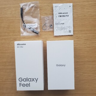 サムスン(SAMSUNG)のGalaxy Feel SC-04J 32GB ホワイト白(スマートフォン本体)