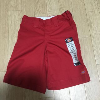 ディッキーズ(Dickies)の新品 dickies ディッキーズ カラー パンツ 赤 ハーフパンツ(パンツ/スパッツ)