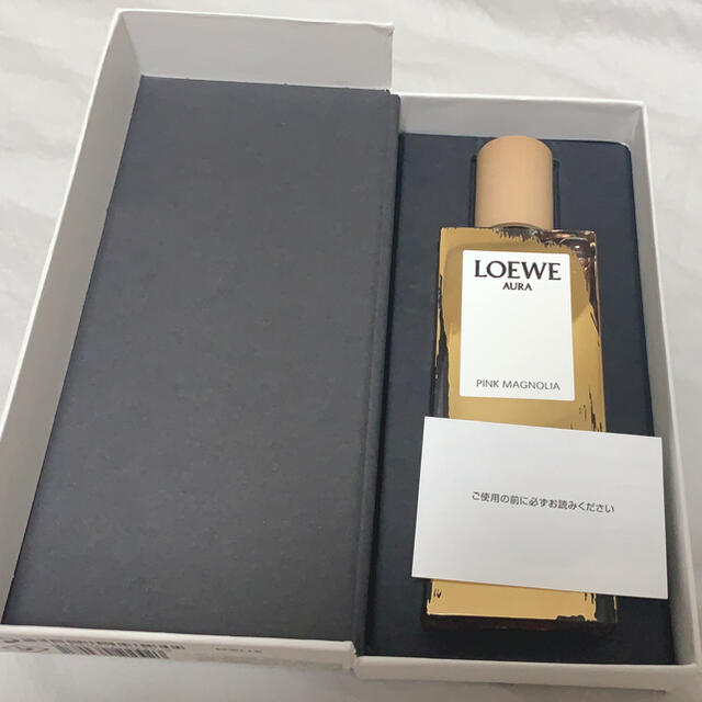 LOEWE(ロエベ)のLOEWE 香水 AURA ピンクマグノリア オードゥパルファン コスメ/美容の香水(香水(女性用))の商品写真